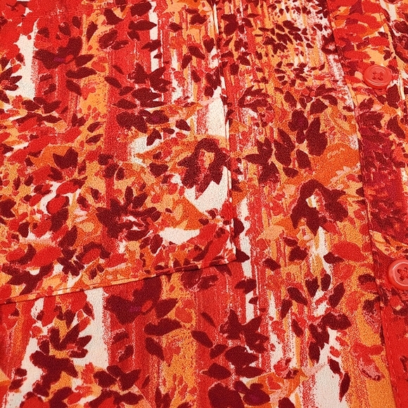 NWT Apt. 9 Y-Neck Sleeveless Blouse - Picture 6 of 7